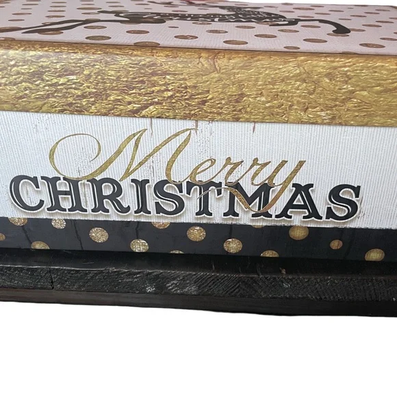 Festive Reindeer Christmas Decor Set - Gold and Black - Picture 2 of 3